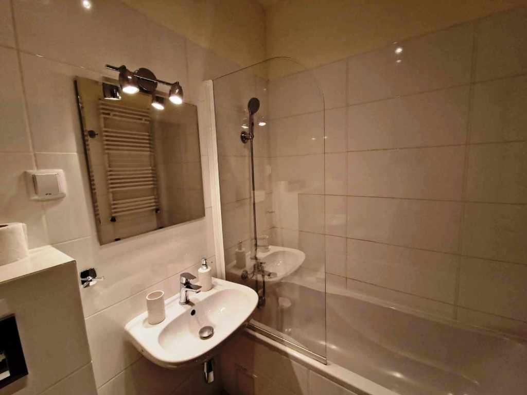 Great Apart Kabaty Warsawa Bagian luar foto